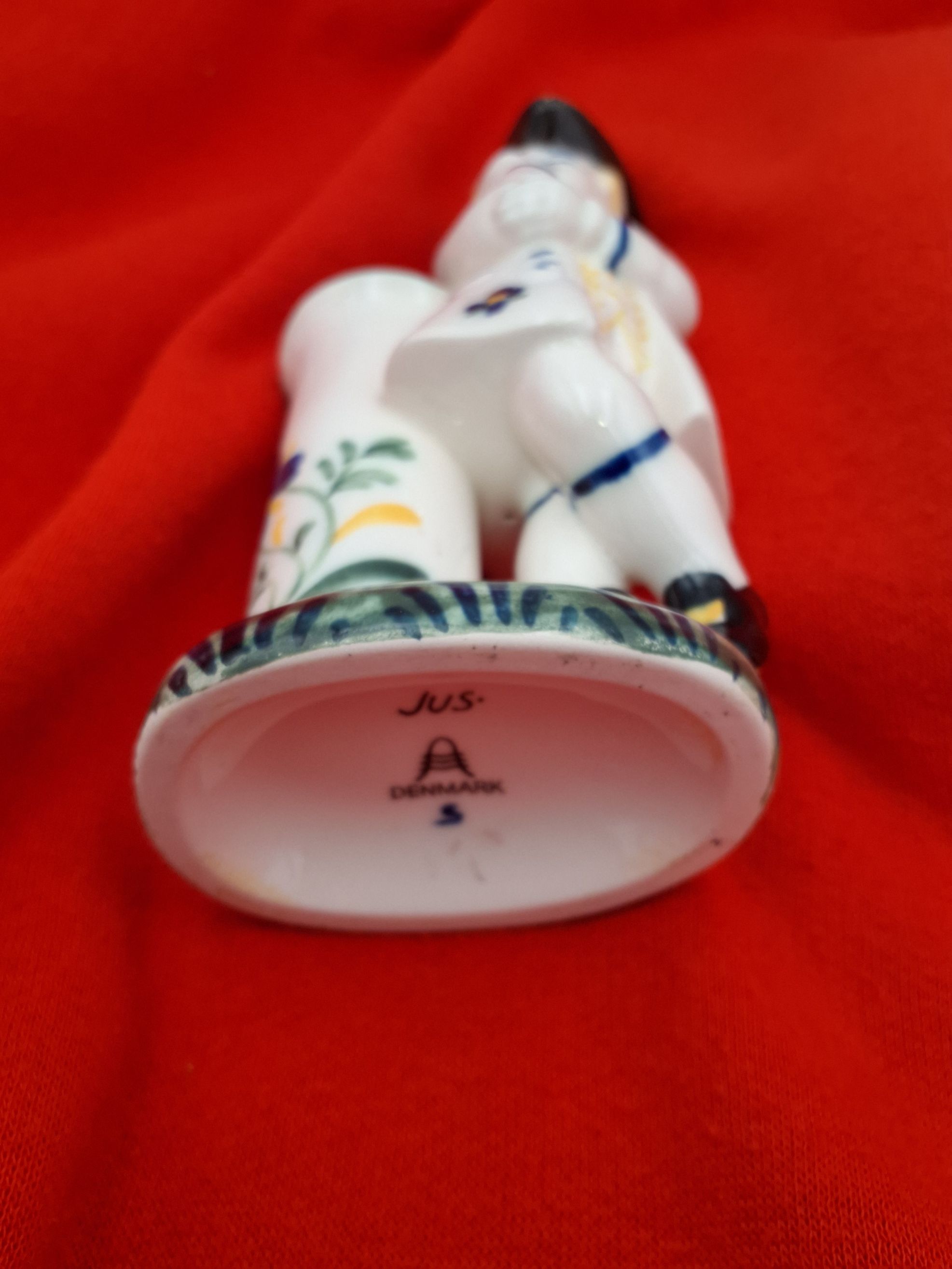 Henrik, Aluminia fajance figur