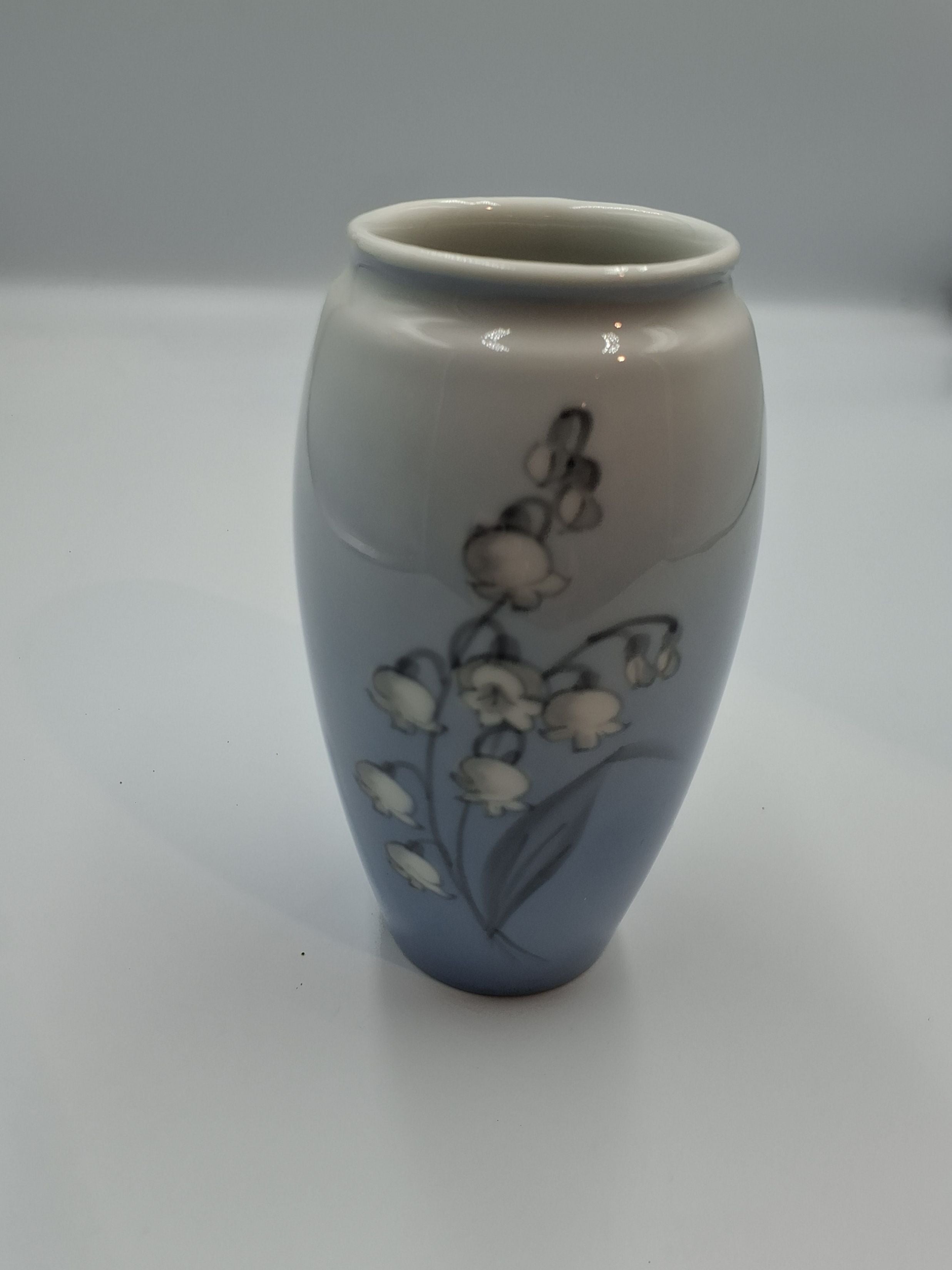 Vase liljekonval B&G 1. S