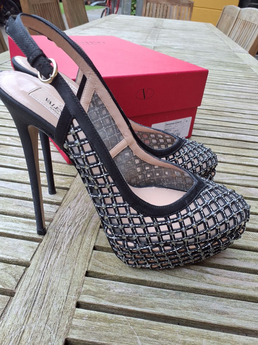 Valentino pumps