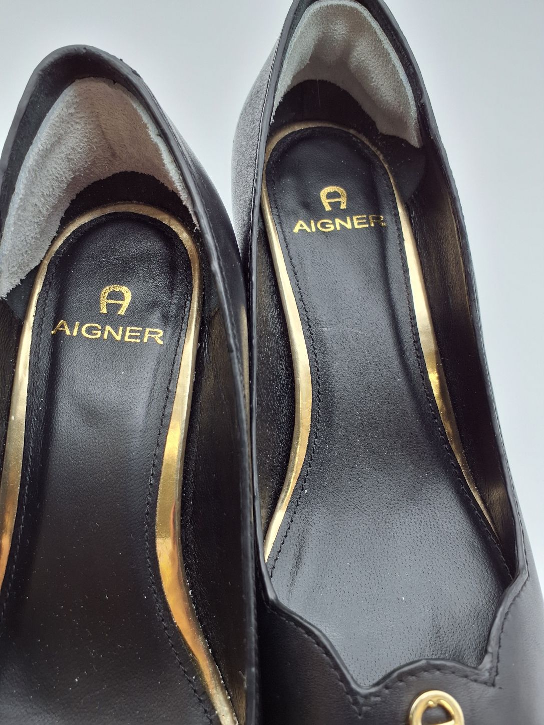 Aigner Pumps