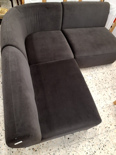 Hjørnesofa i velour stof
