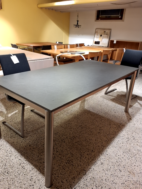 Spisebord