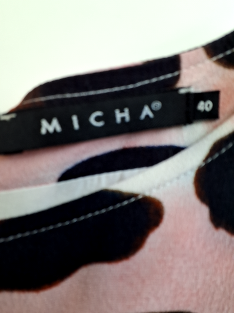 Micha Kjole (R825)