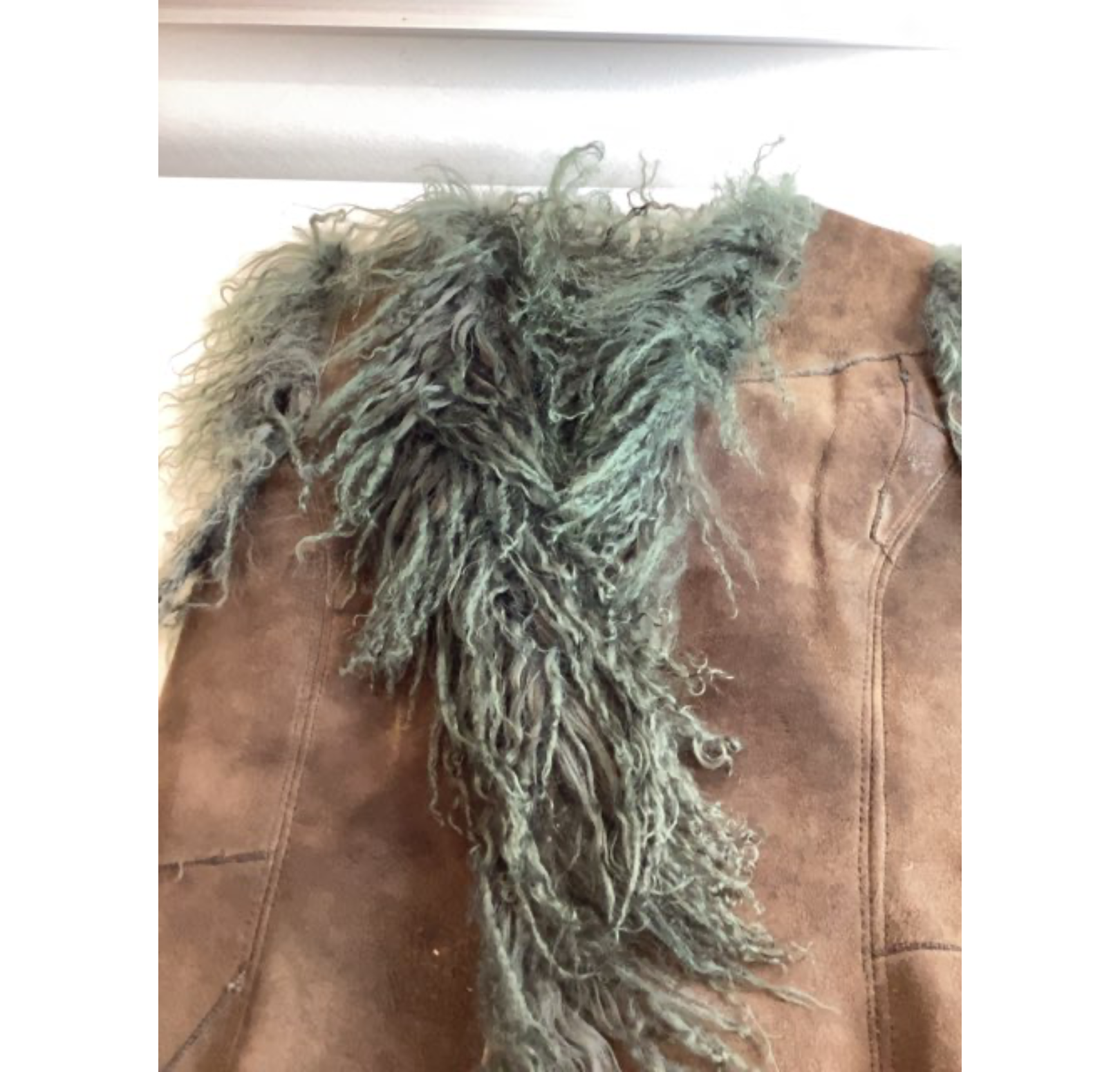 Ukendt mærke ruskindsvest (B245)