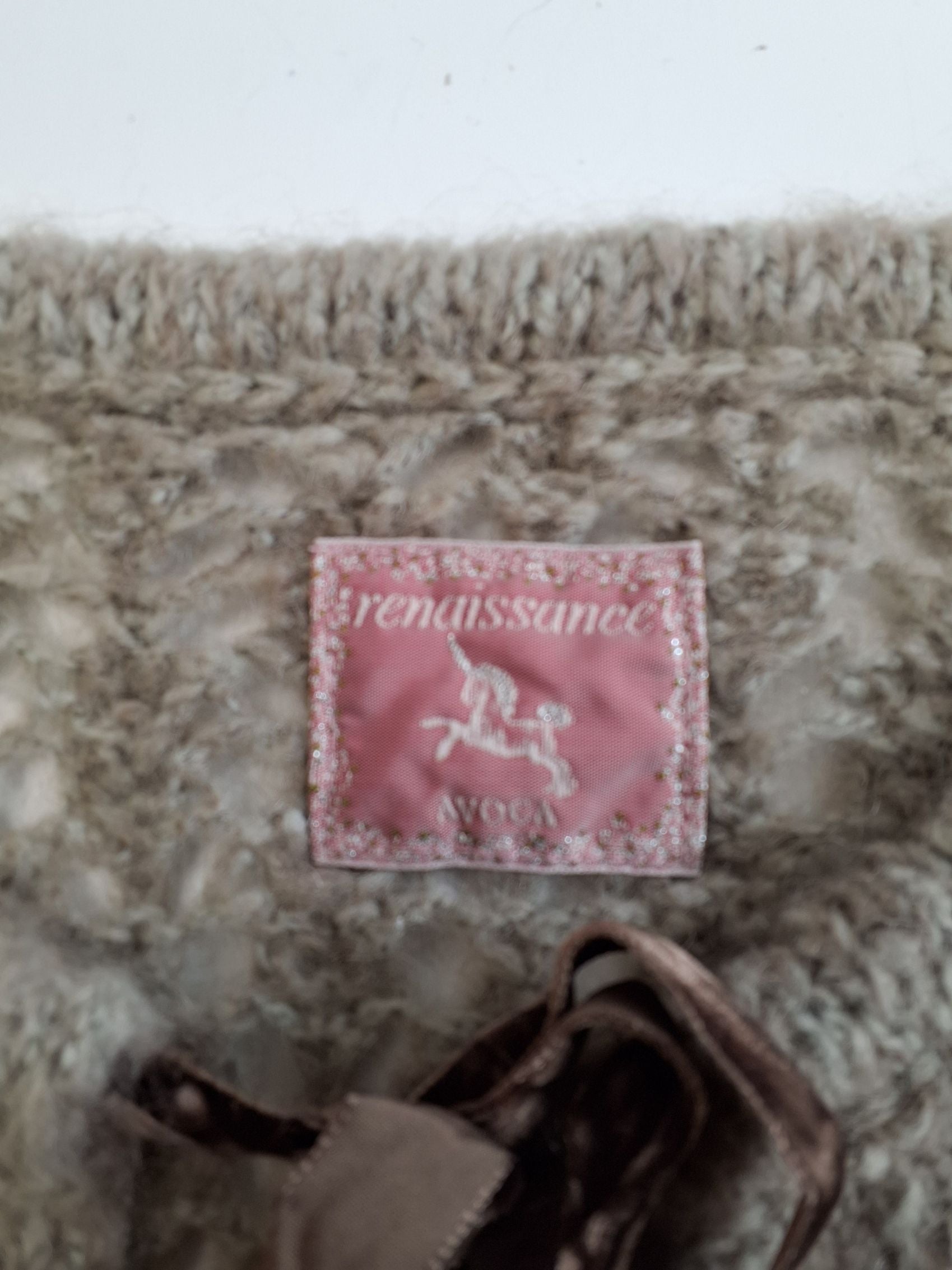 "Renaissance Avoca" Bluse
