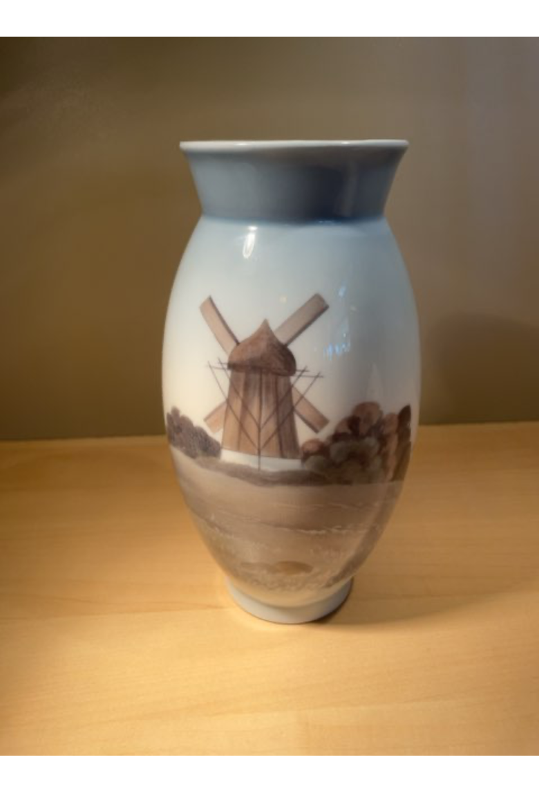 B&G vase nr. 8682-420