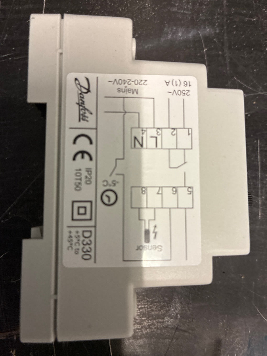DEVIreg 330 Elektronisk Termostat