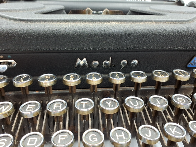 Vintage Everst Mod 90 skrivemaskine