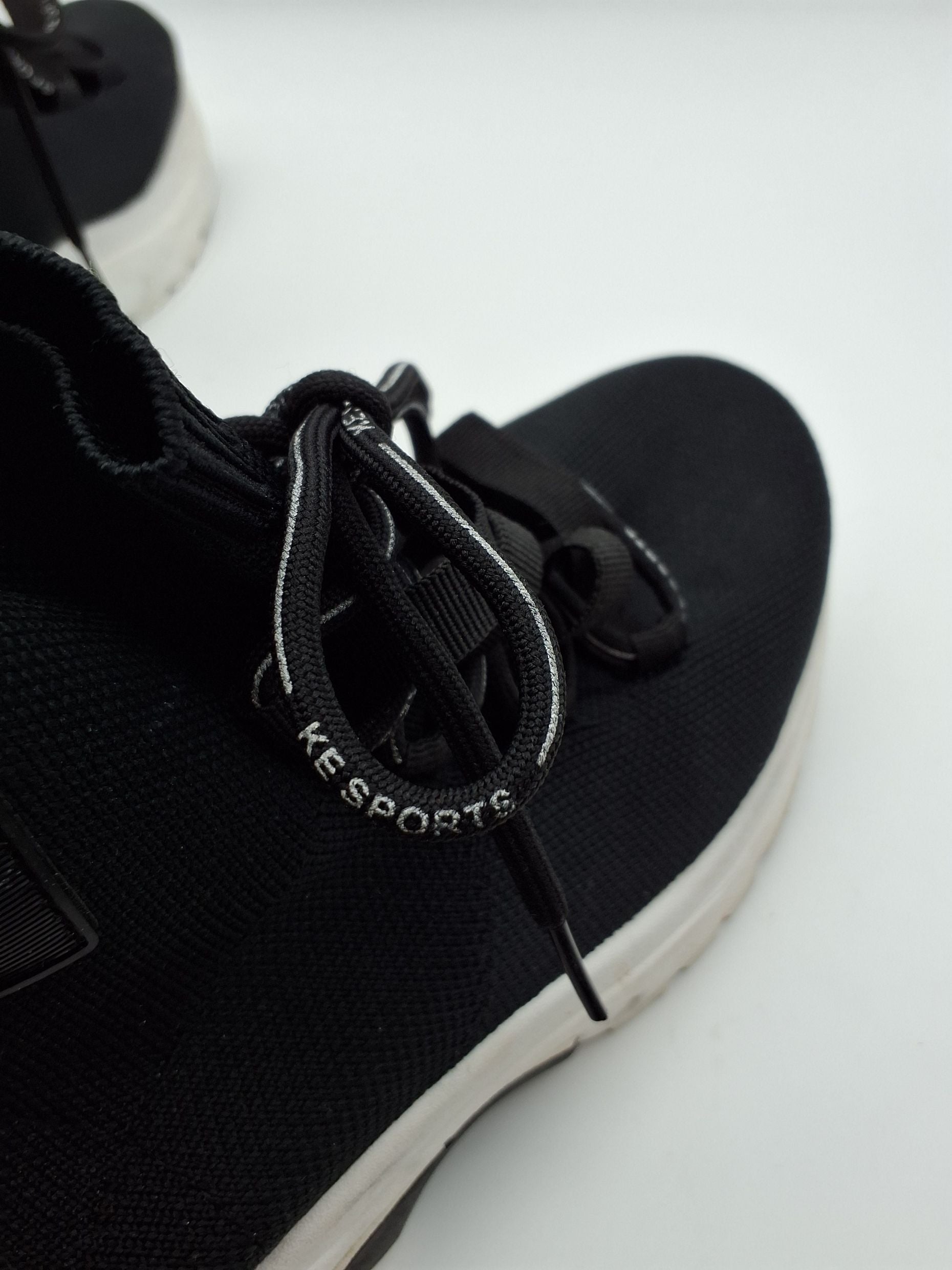 Sneakers i "sock-style"