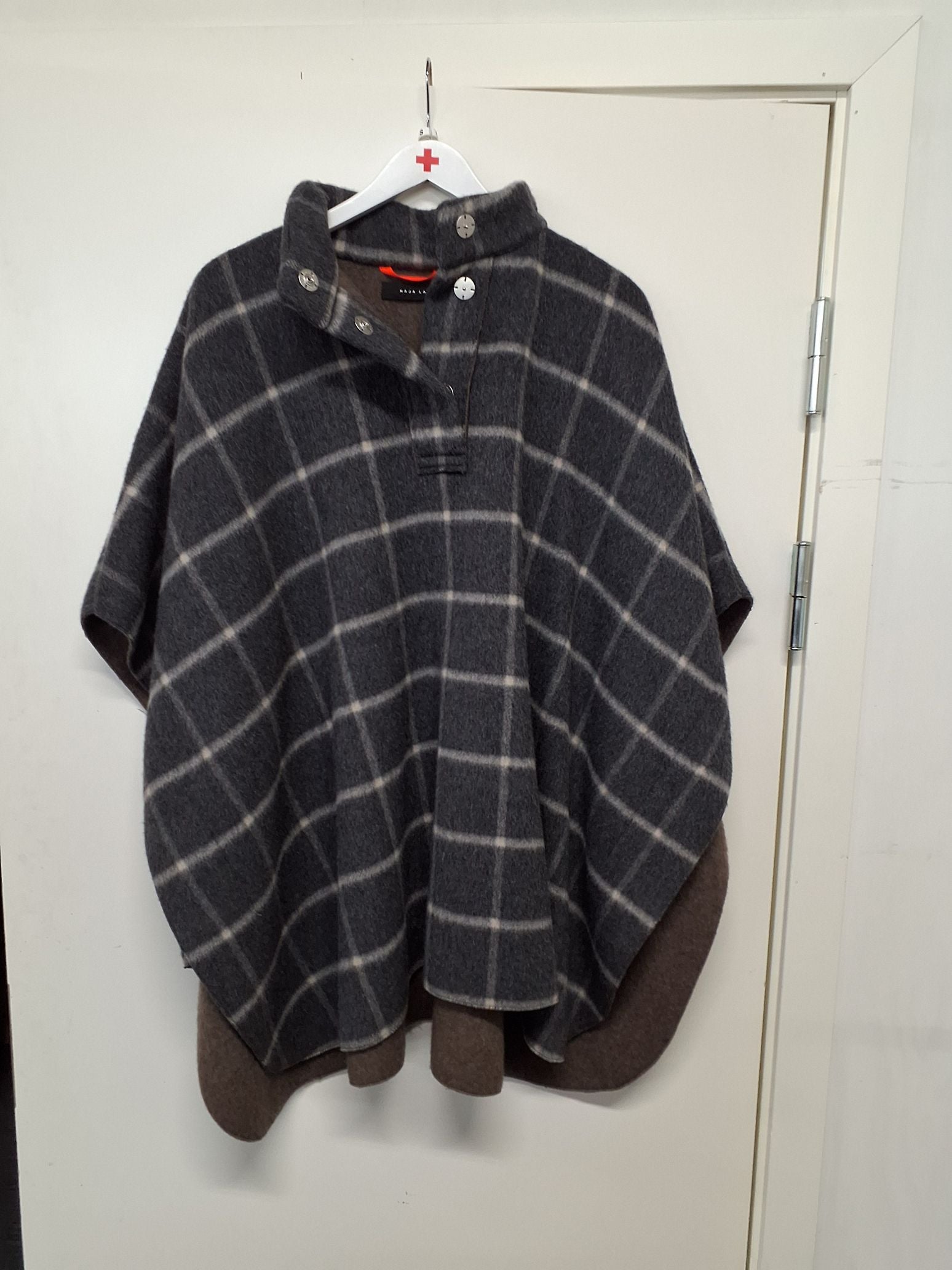 Naja Lauf grå fleece poncho