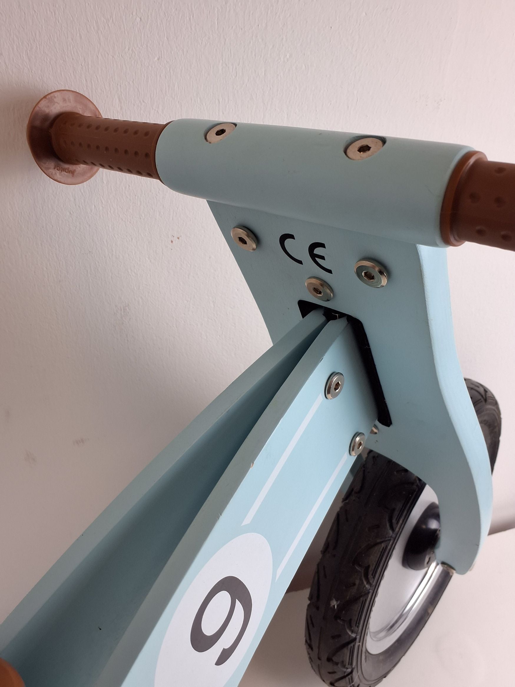 Løbecykel lyseblå "9"