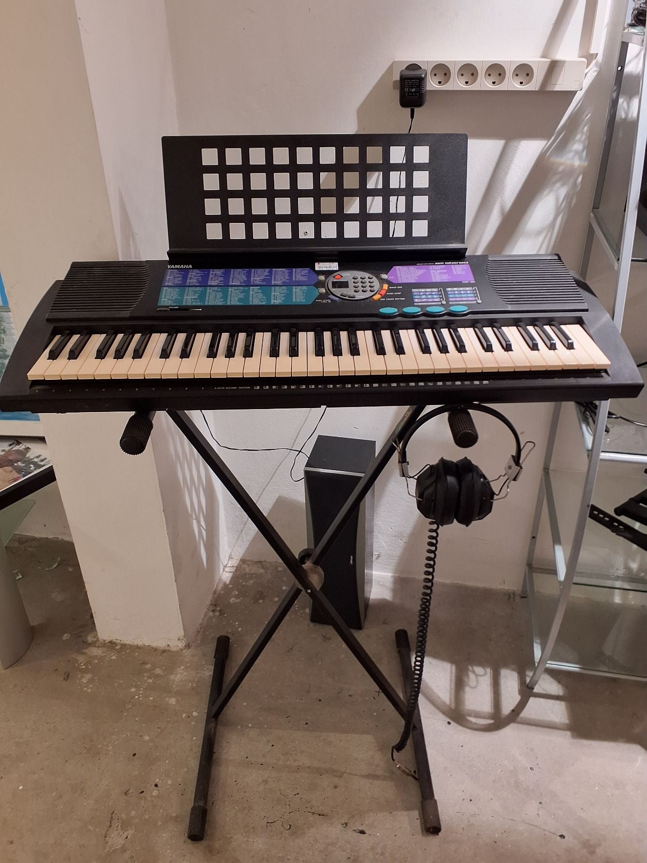 Yamaha PSR 185