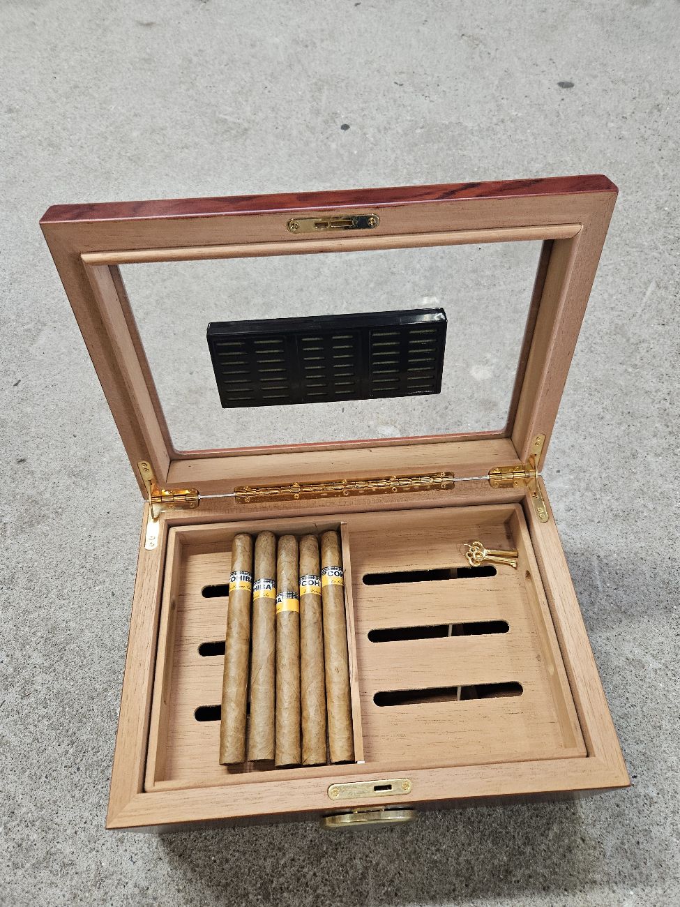 Humidor/cigarkasse.