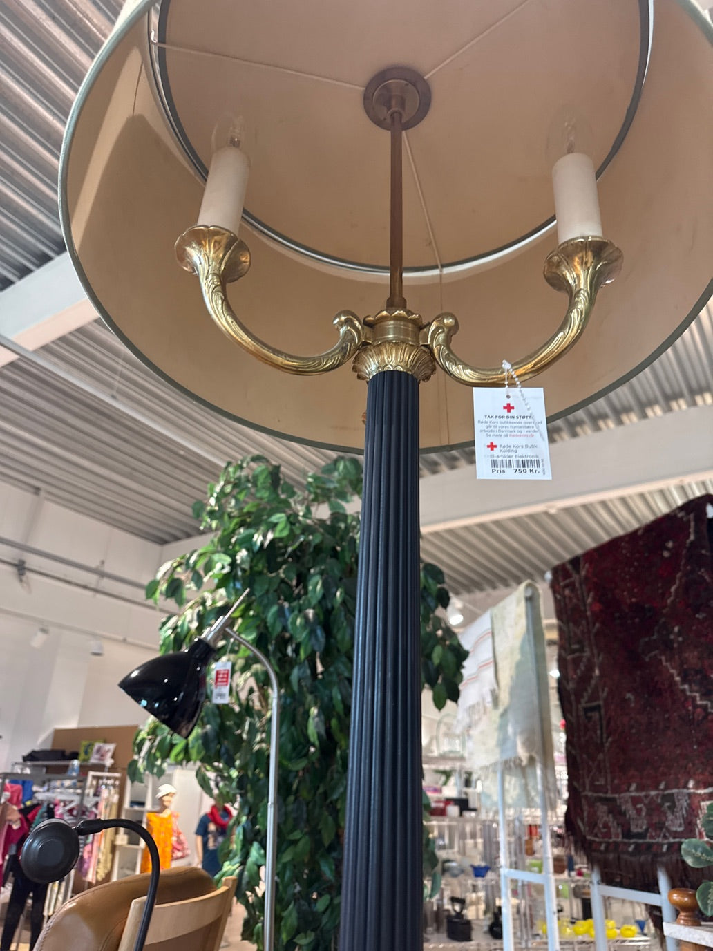 Gulvlampe grøn