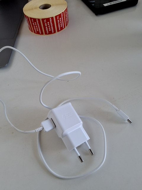 Oplader TEST