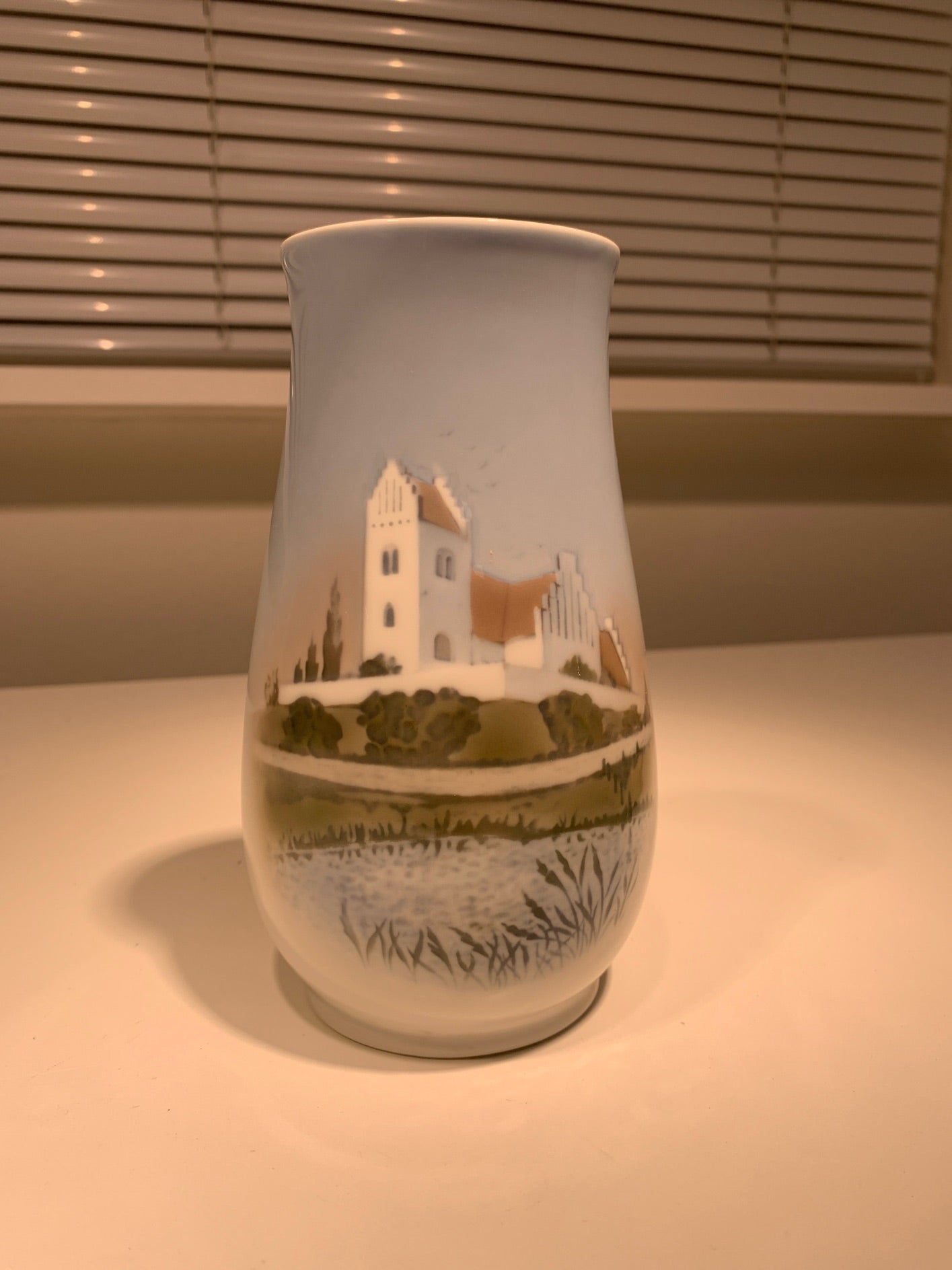 B & G vase, 17 cm høj