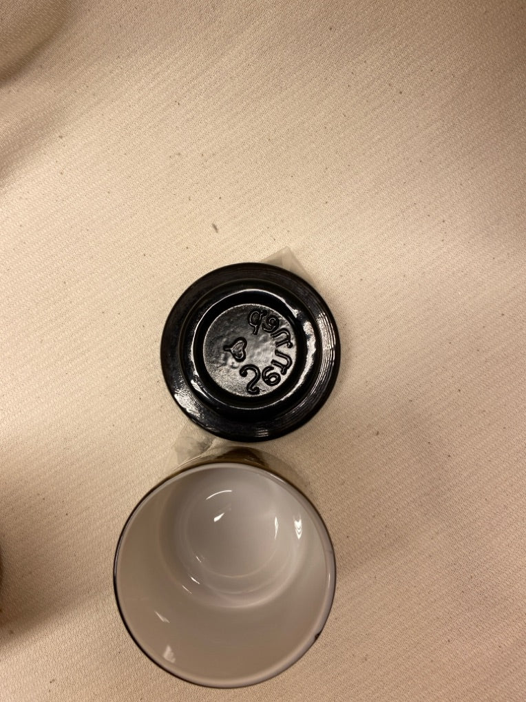 Palet sennepsglas