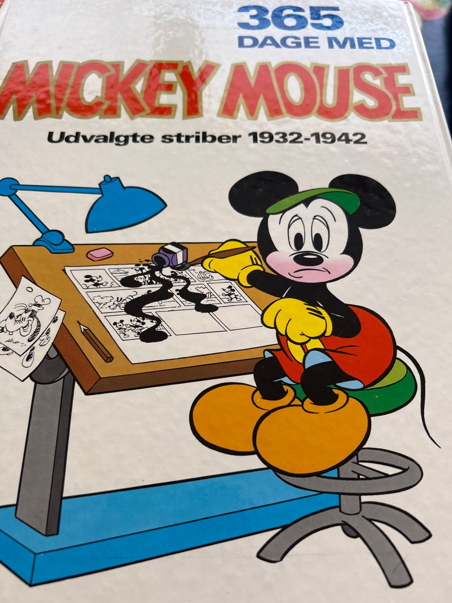 Walt Disney 365 dage med Mickey Mouse