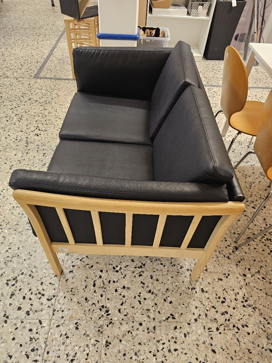 Sort 2 per. Sofa