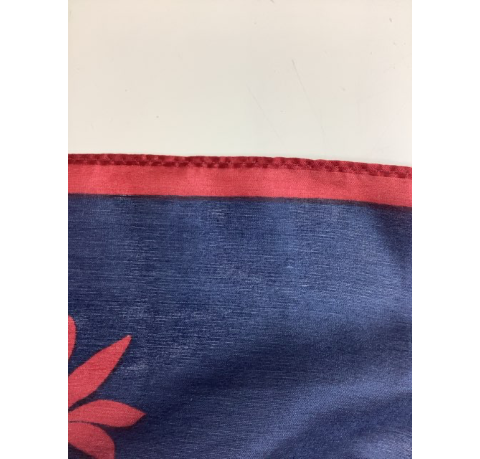 Massimo Dutti Silketørklæde (A058)