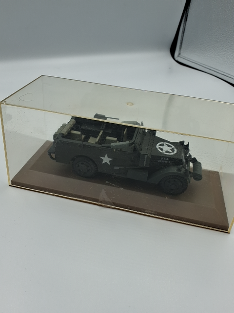 Modelbil