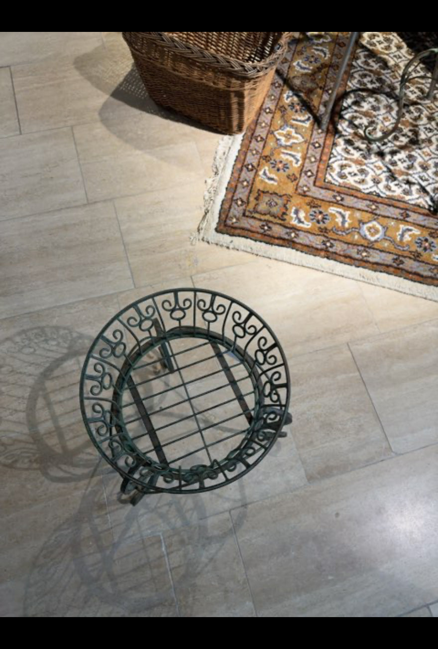 Planteholder i metal