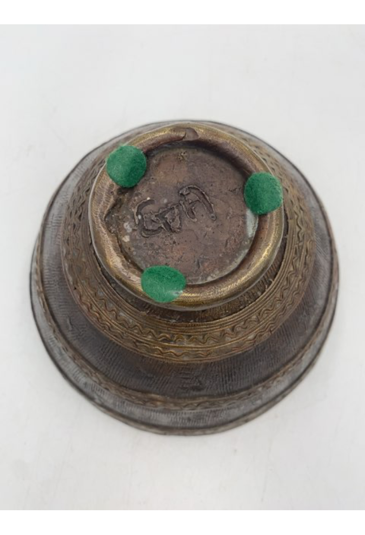 Bronze skål