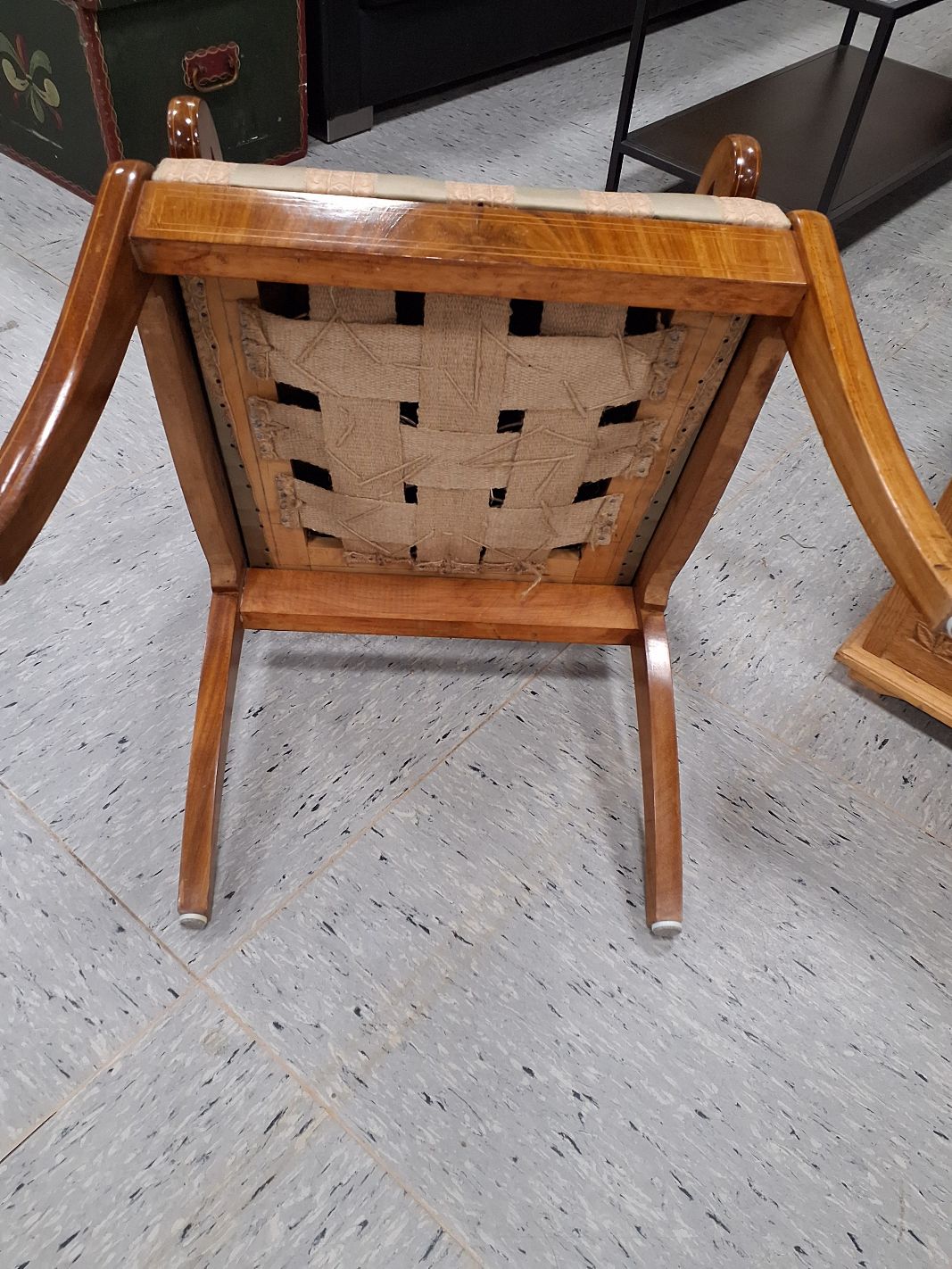 Armstol i biedermeier stil