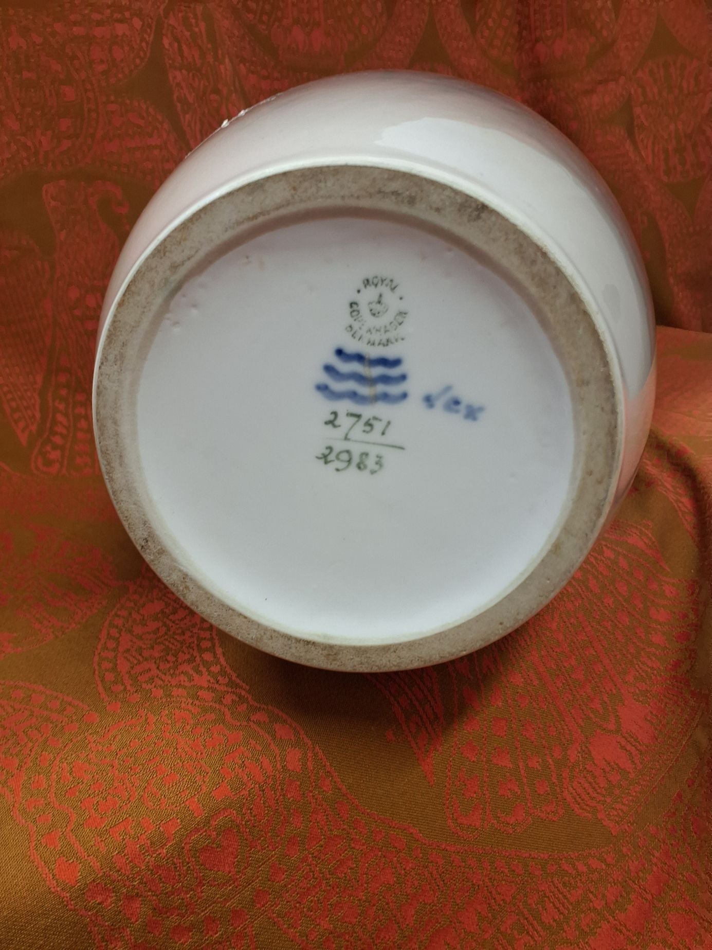 Royal Copenhagen.  Bordlampe model 2751 / 2983