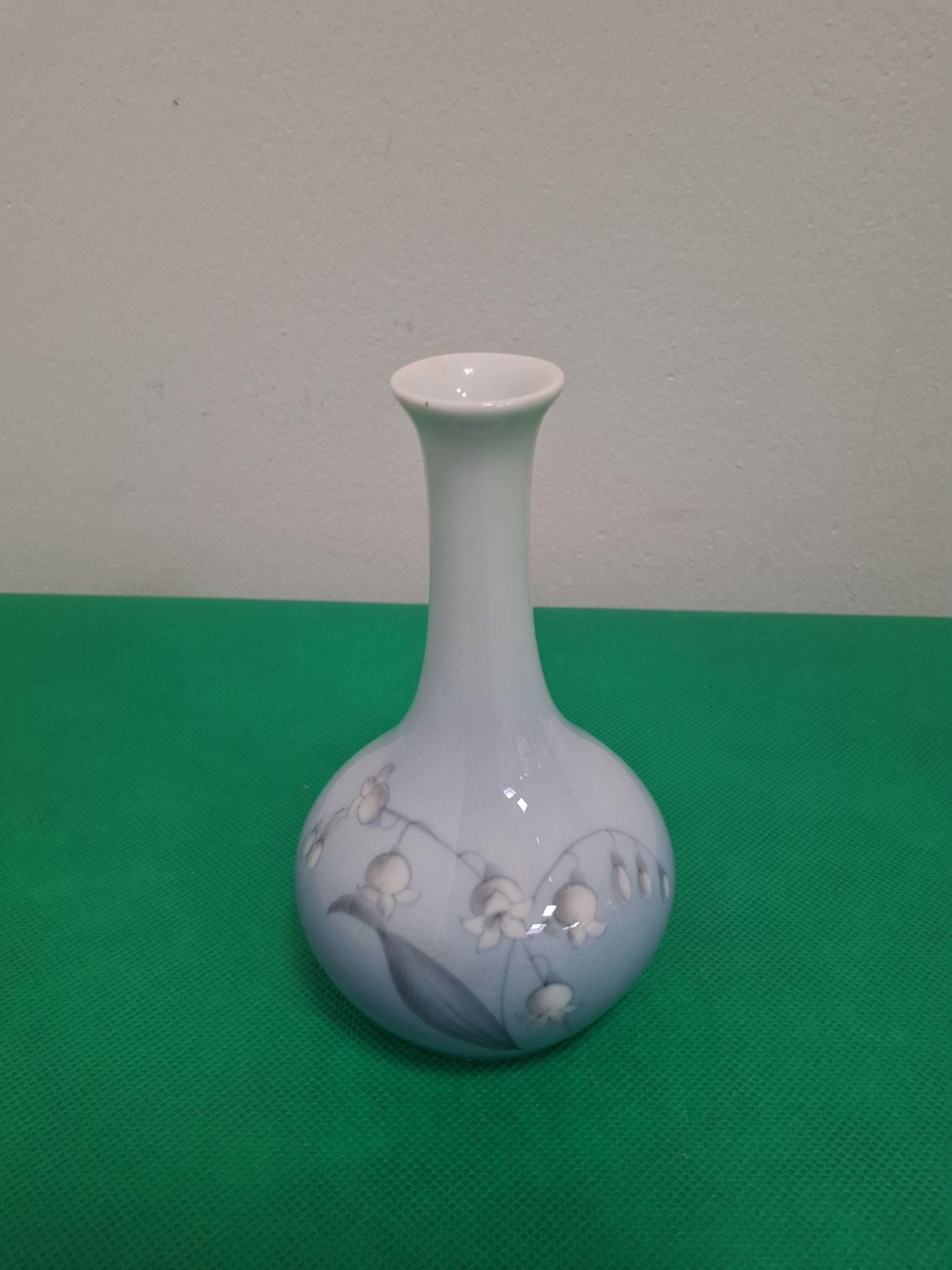 Vase fra B&G