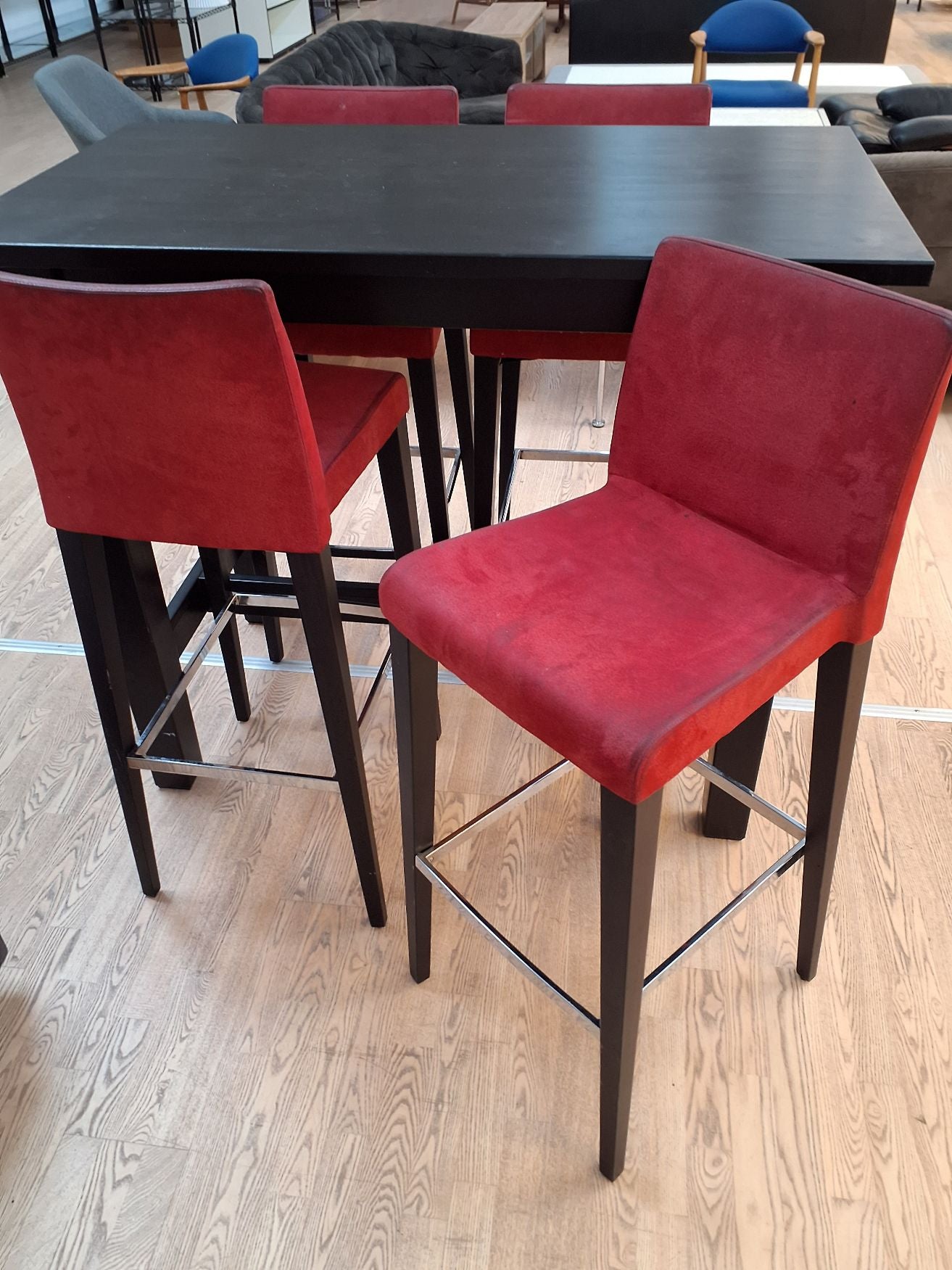 Højbord/ spisebord med 4 stole