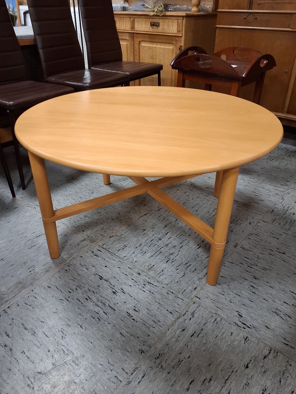 Haslev rundt sofabord træ
