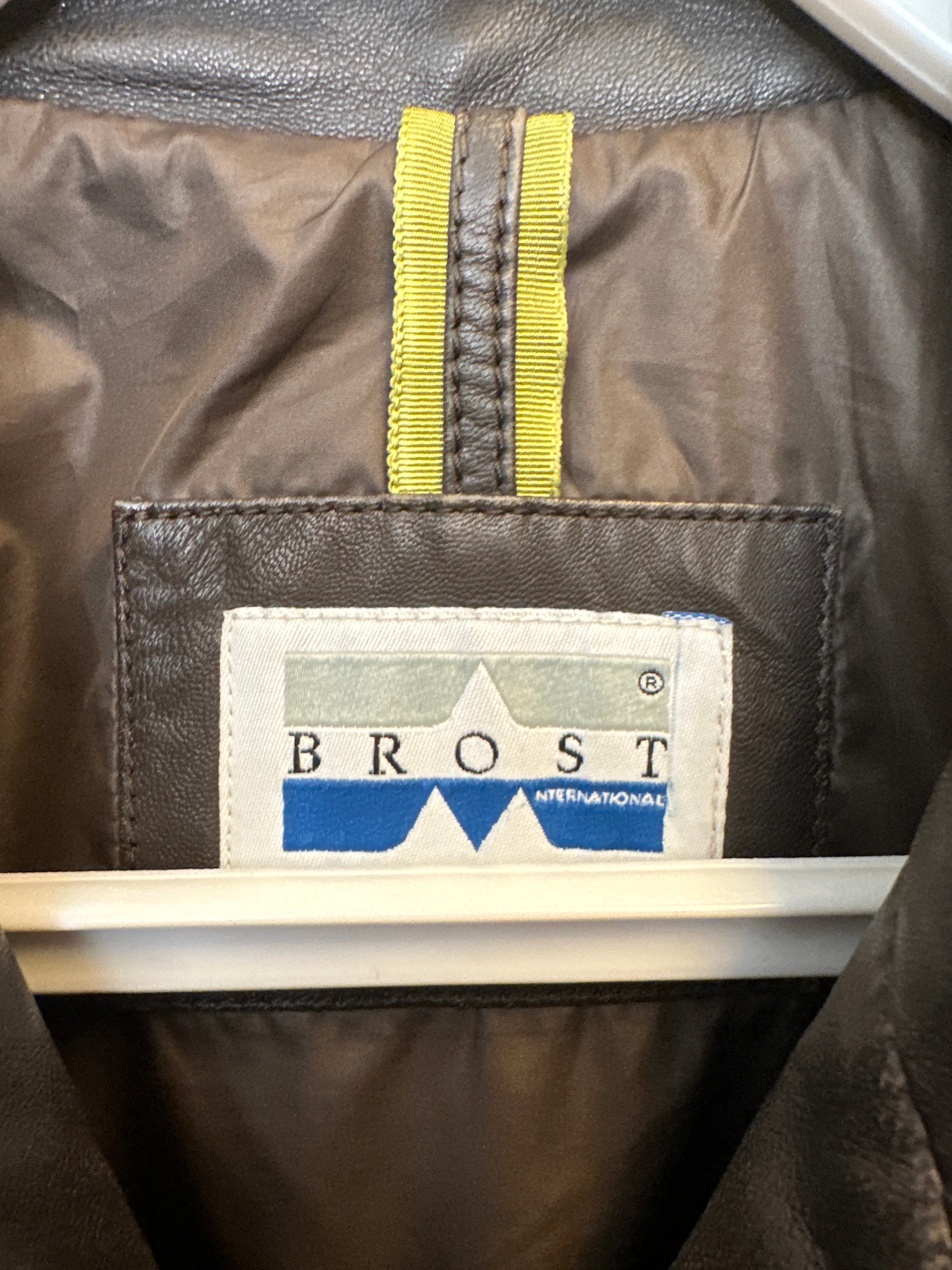 Brost skindjakke