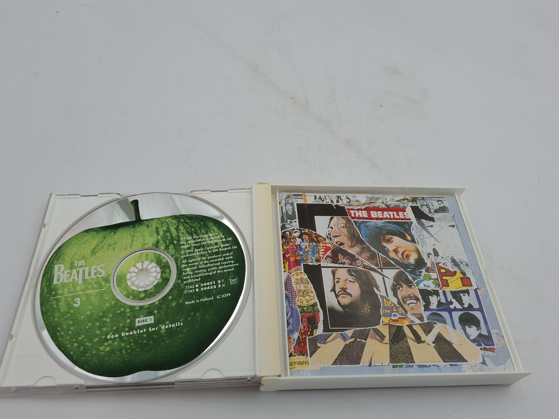 2 CD Anthology 3 af The Beatles