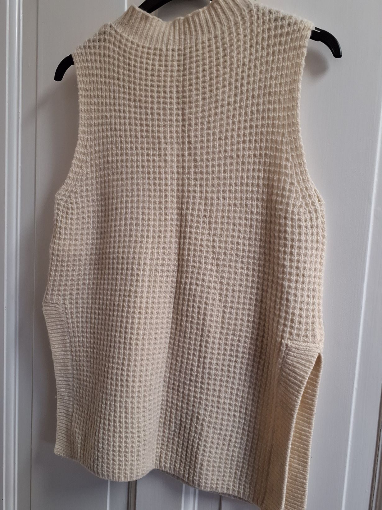 Ganni Vest