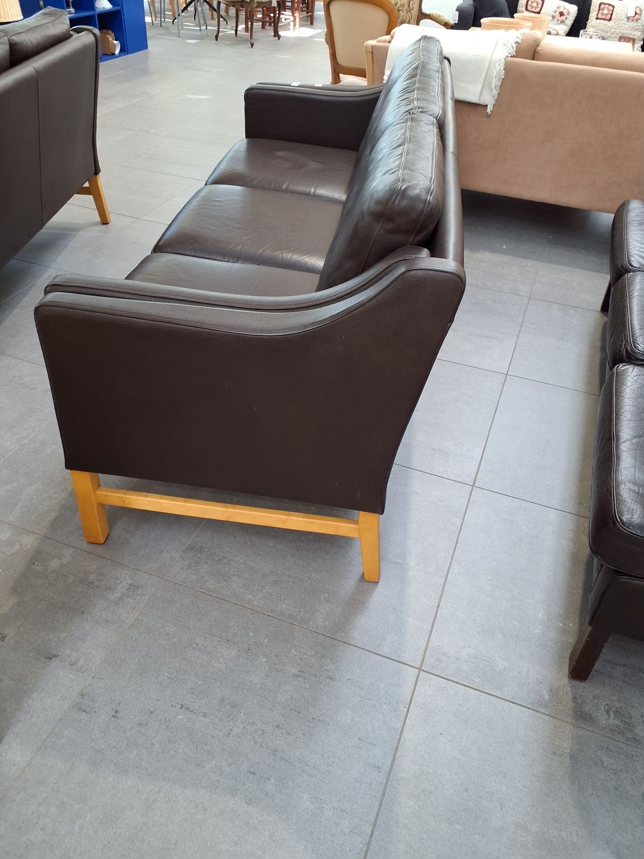 Fin 3 pers. Sofa