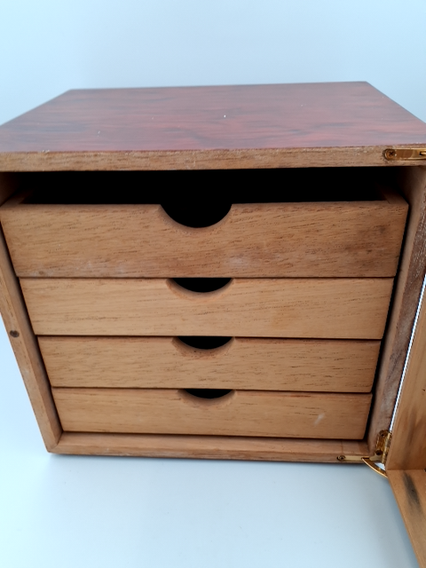 Humidor