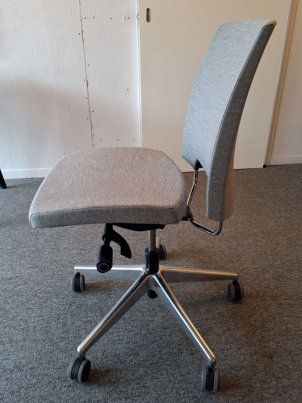 Kontorstol Rumas - 5060