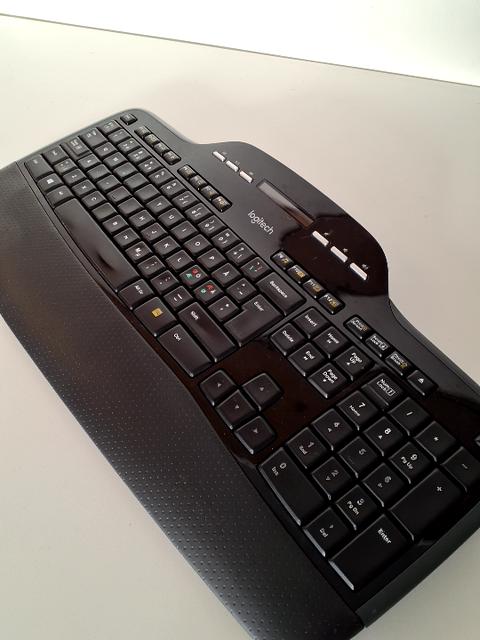 Logitech - tastatur