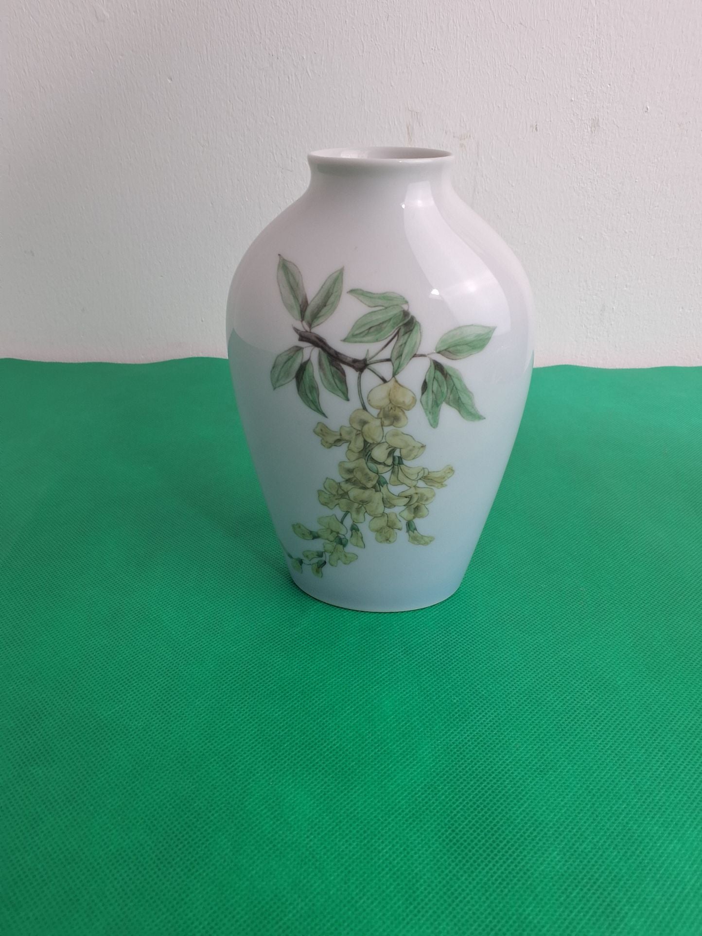 B&G VASE