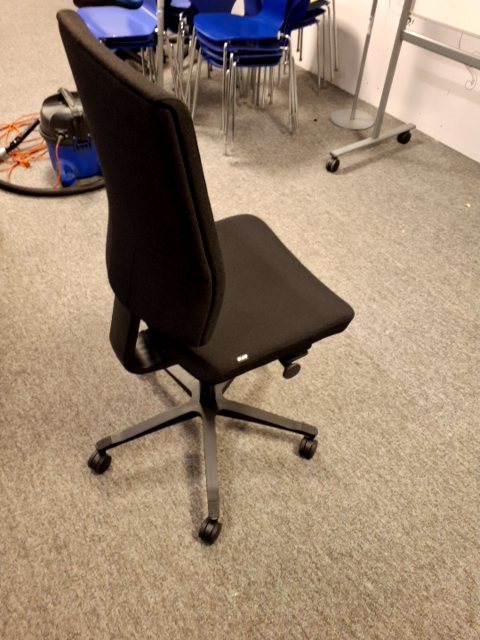 Kontorstol fra EFG - 5021