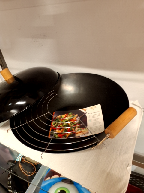 Sort Wok-gryde