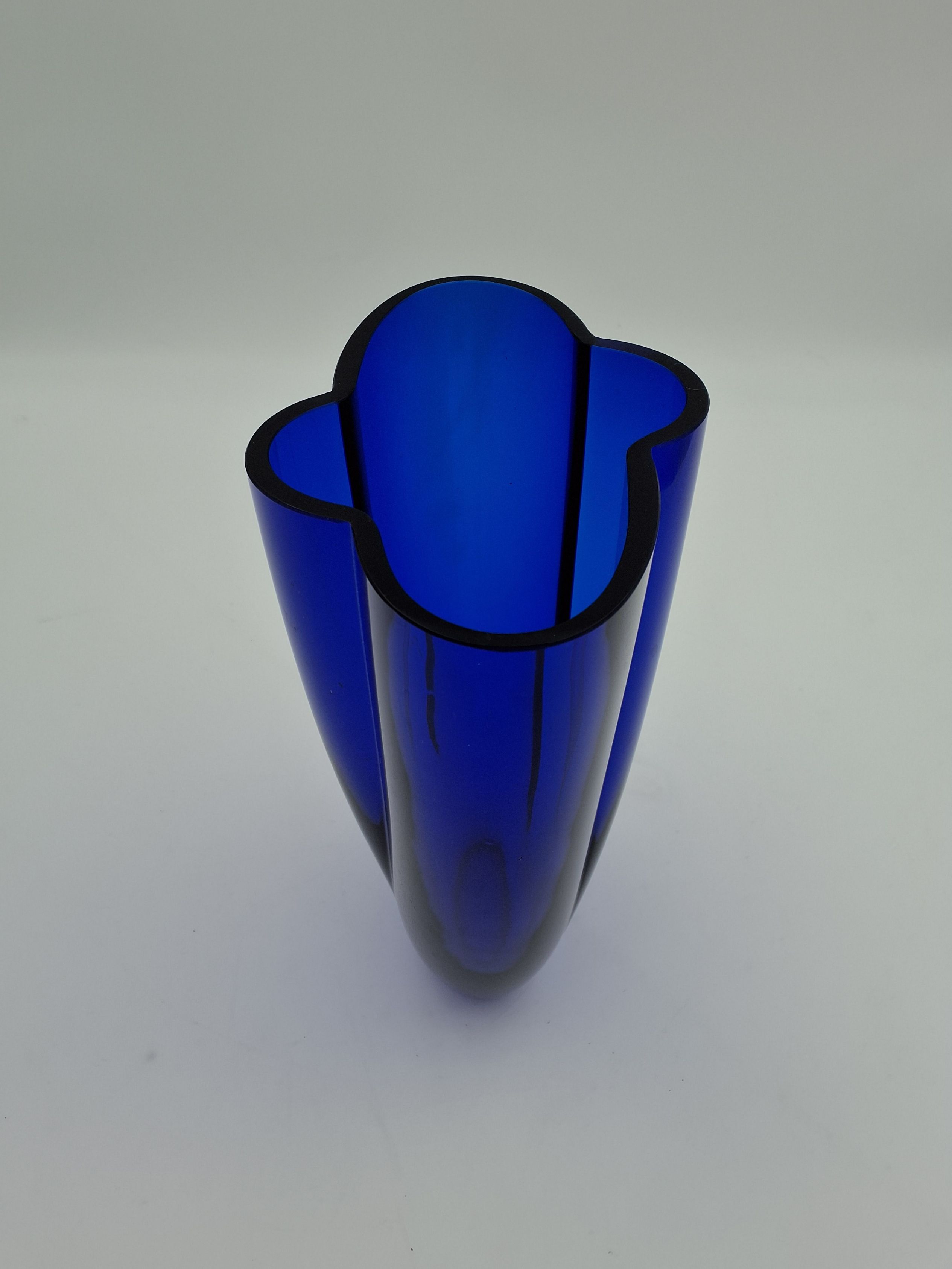 Gardenia vase Royal Copenh.