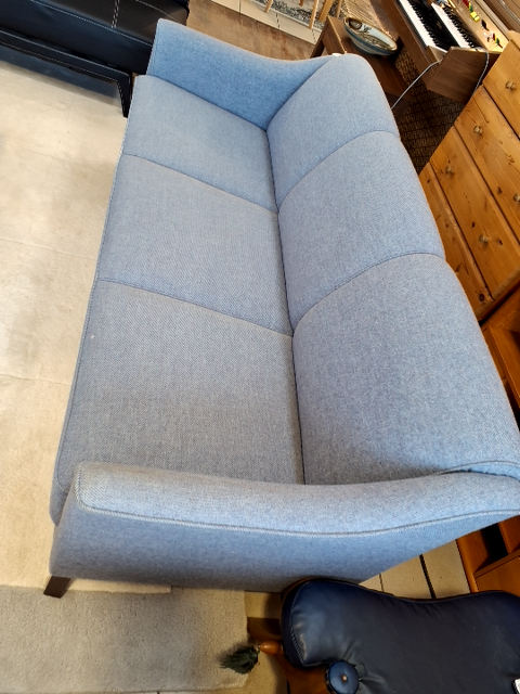 Blå uld sofa til 3 personer