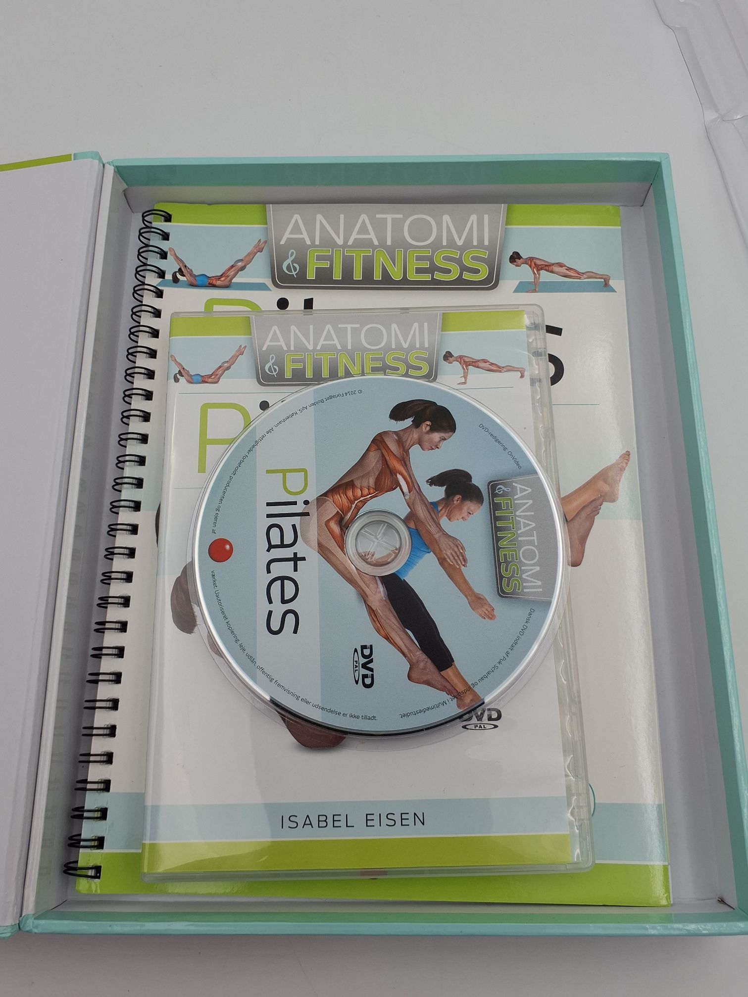 Pilates, bog & DVD