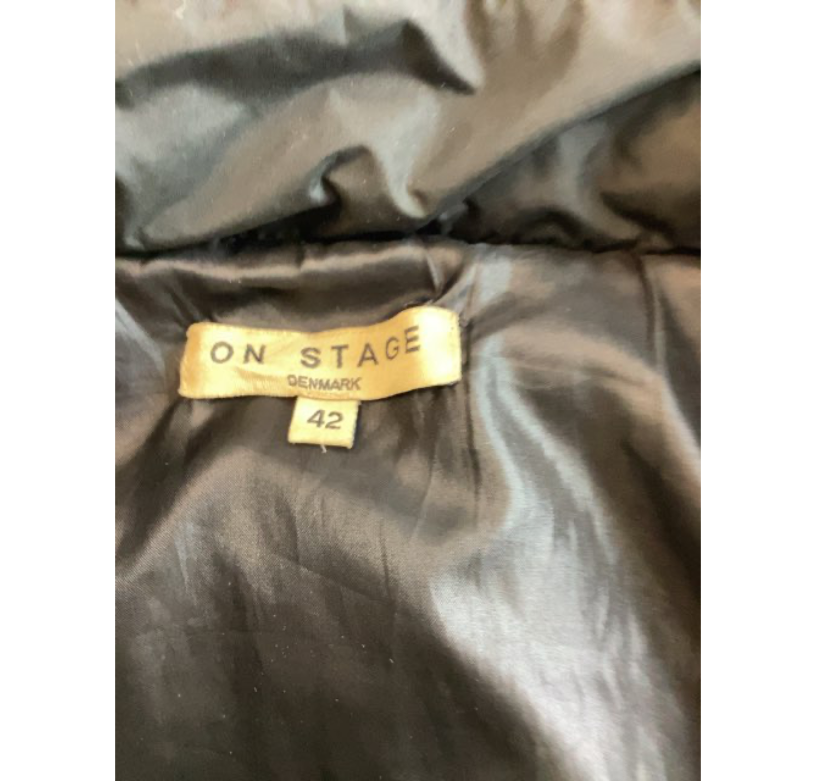 Onstage Vest (O739)
