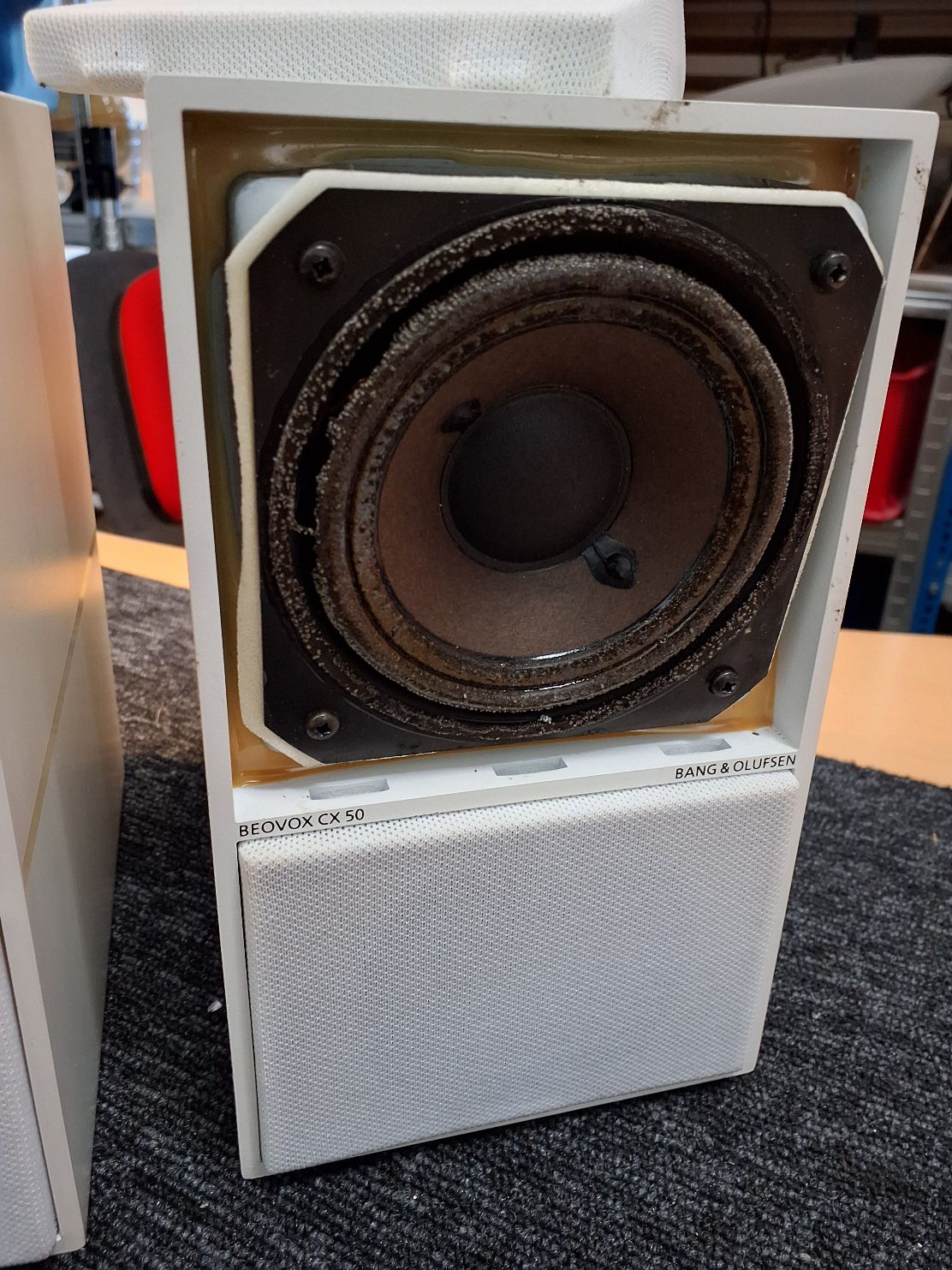 B&O Beovox CX50