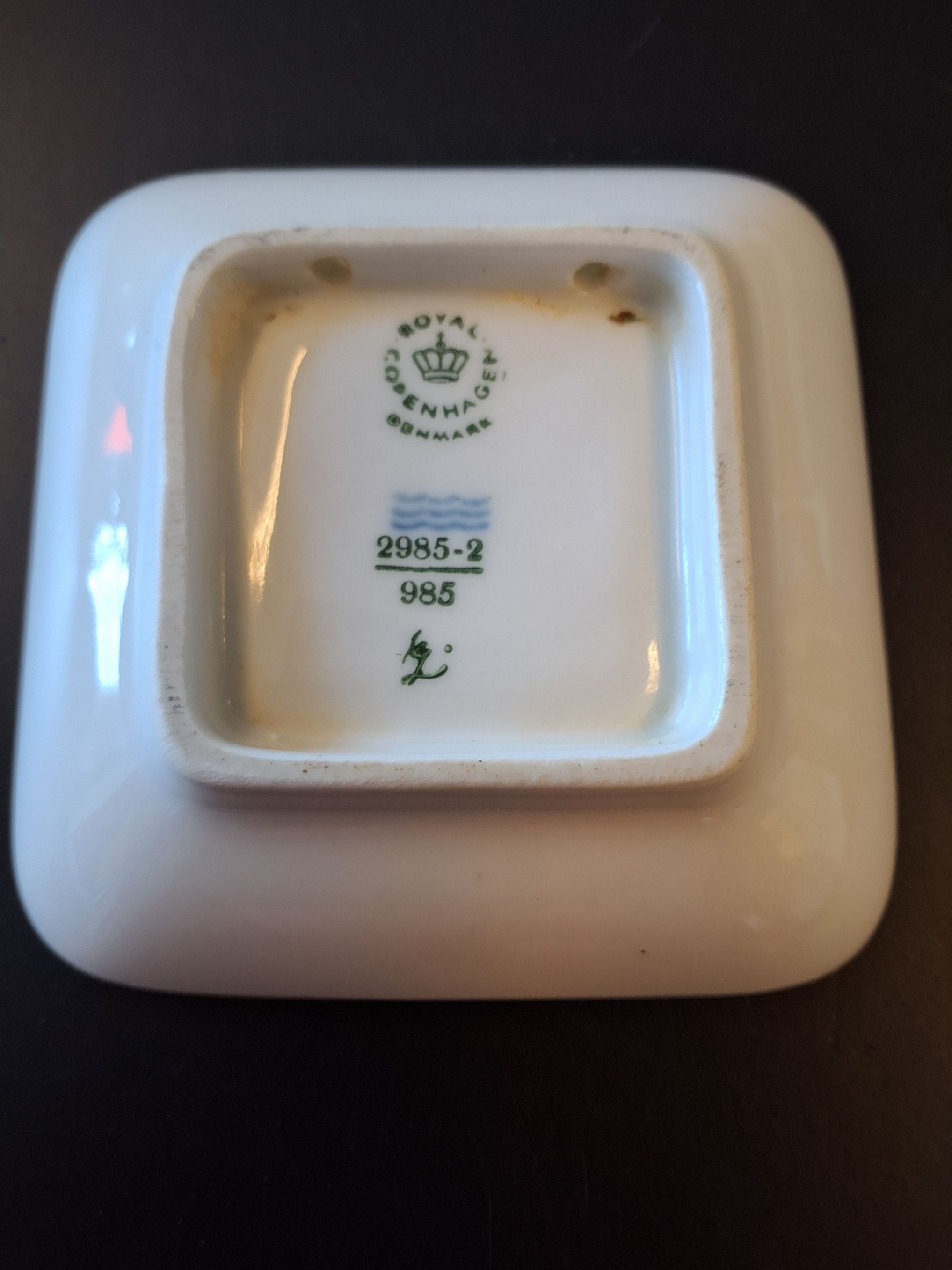 Royal Copenhagen Plaquette 2985-2-985