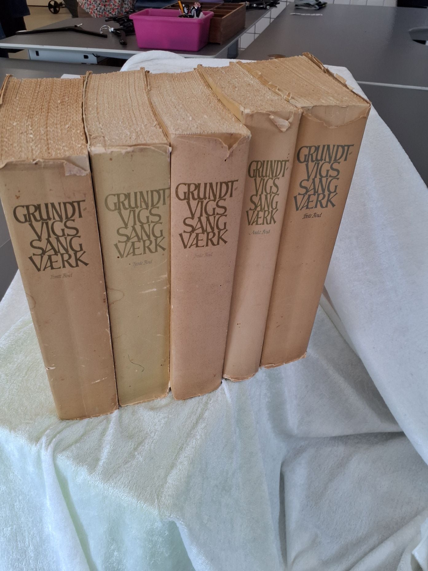 Grundtvigs sangværk samlet 5 styk