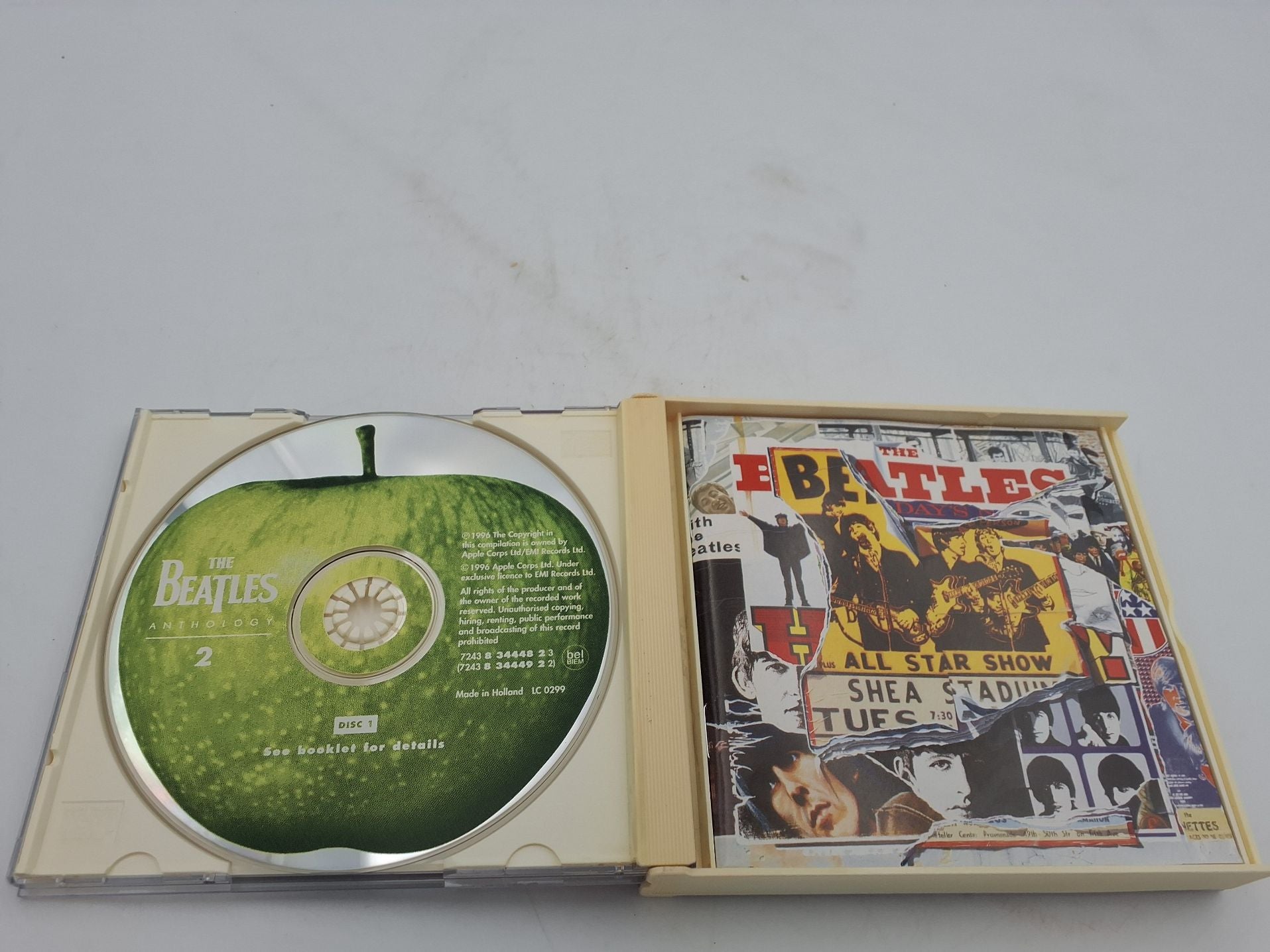 CD Anthology 2 af The Beatles